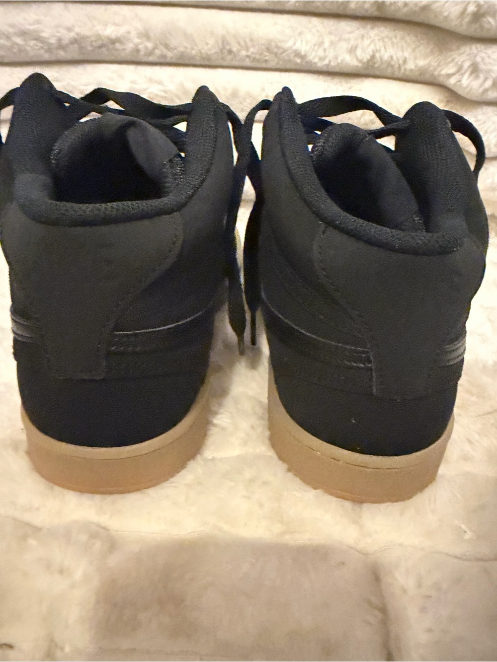 Nike Black Athletic Shoe Interior - Picture 3 of 8
